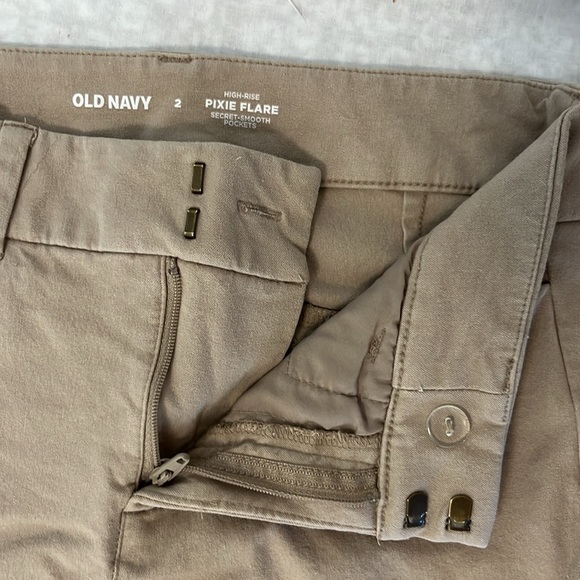 Old Navy Khaki Pants and Short Lot - Picture 14 of 16